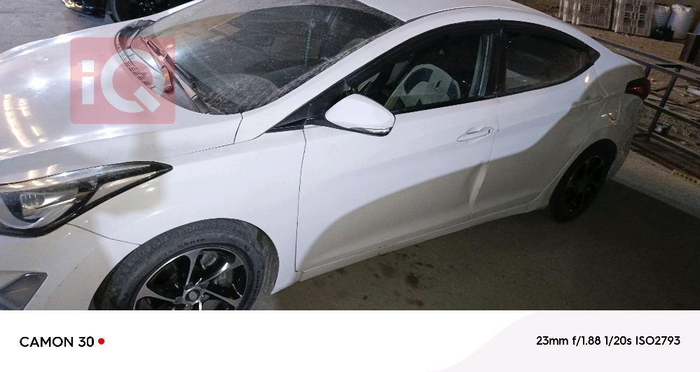 هیوندای ئەلەنترا